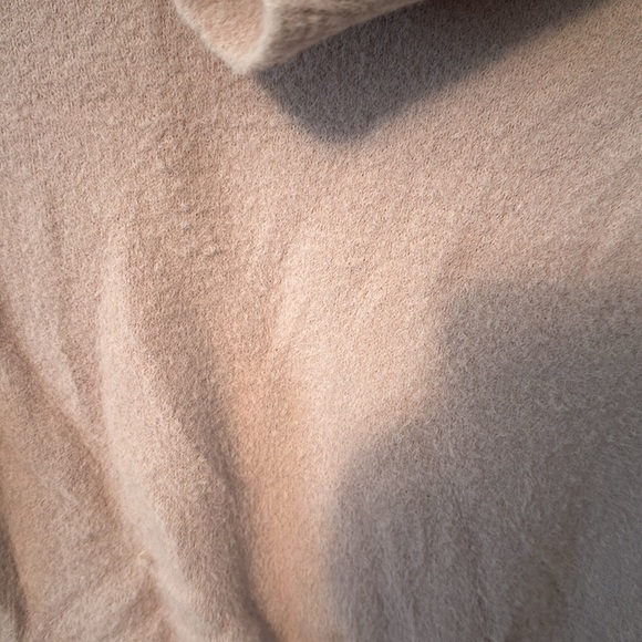 NWT Express sleeveless turtle neck size medium - Picture 2 of 3